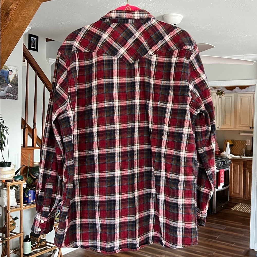 Vintage by Routegg Original Clothing Co Men's Multicolor Plaid Snap Button Shirt - Picture 3 of 9